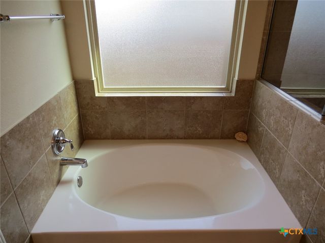 5623 Blackstone Drive, Temple, TX 76502