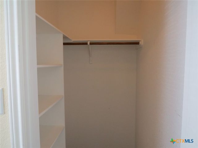 5623 Blackstone Drive, Temple, TX 76502