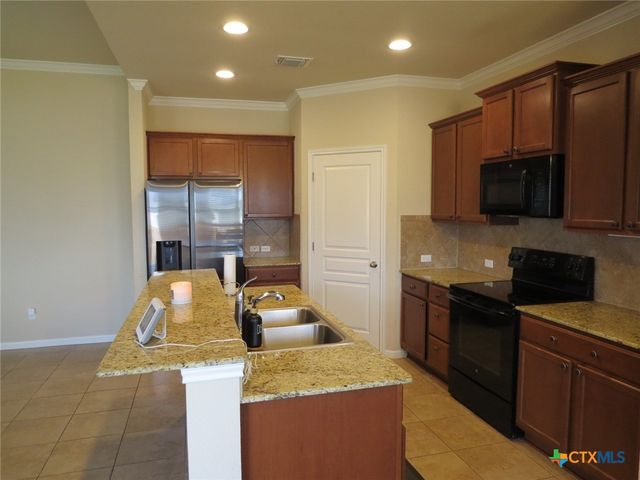 5623 Blackstone Drive, Temple, TX 76502