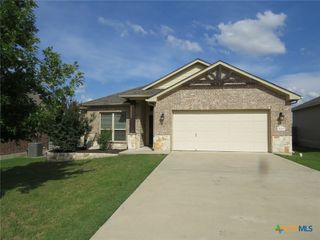 5623 Blackstone Drive, Temple, TX 76502