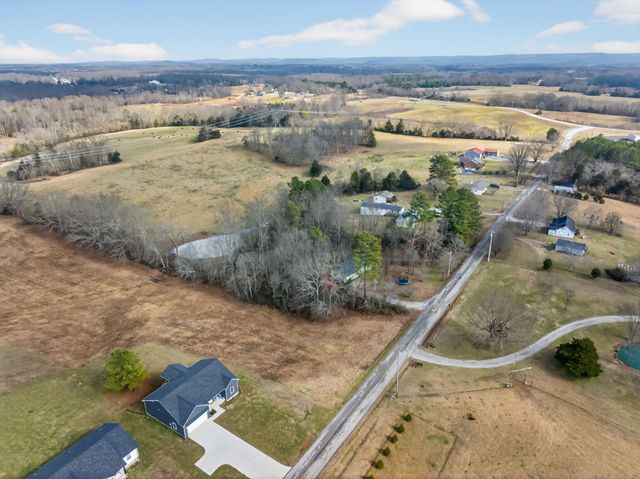 4405 Window Cliff Rd, Baxter, TN 38544