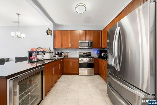 1120 Riverview Avenue 120, Englewood, NJ 07631