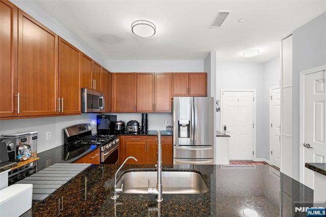 1120 Riverview Avenue 120, Englewood, NJ 07631