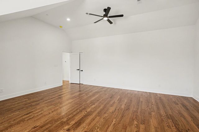 2031 Eagles Bluff Dr, Pleasant View, TN 37146