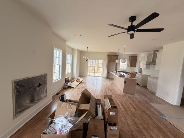 2031 Eagles Bluff Dr, Pleasant View, TN 37146