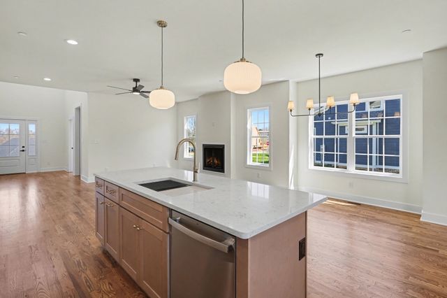 2031 Eagles Bluff Dr, Pleasant View, TN 37146