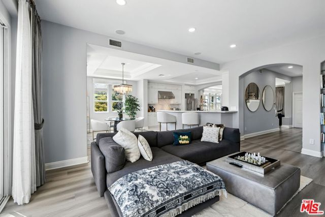 23971 De Ville Way, Malibu, CA 90265