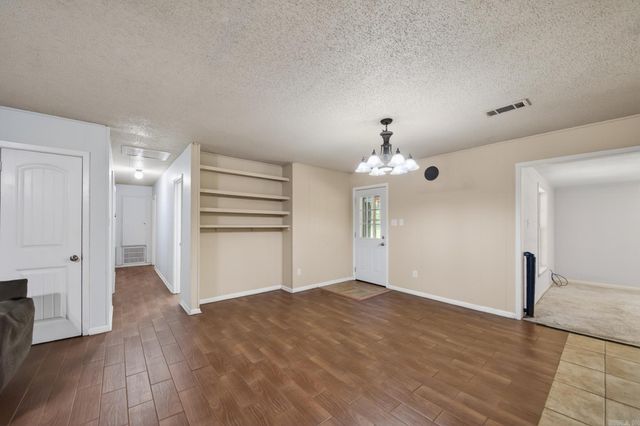 207 Orchid Drive, Sherwood, AR 72120