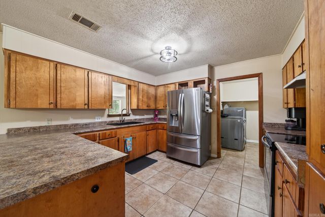 207 Orchid Drive, Sherwood, AR 72120