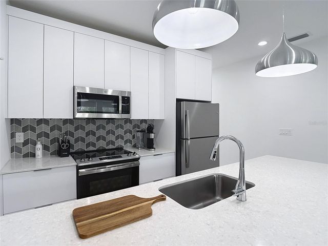 2108 E 22ND AVENUE 1, Tampa, FL 33605