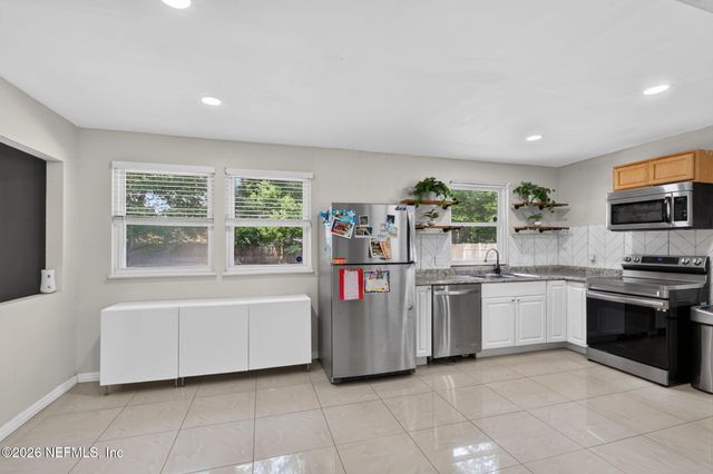 8409 ALDERMAN Road, Jacksonville, FL 32211