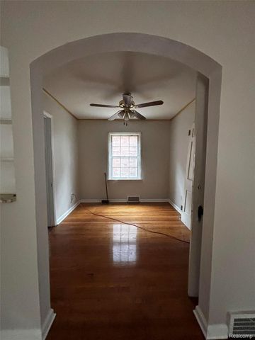 16520 Baylis Street, Detroit, MI 48221