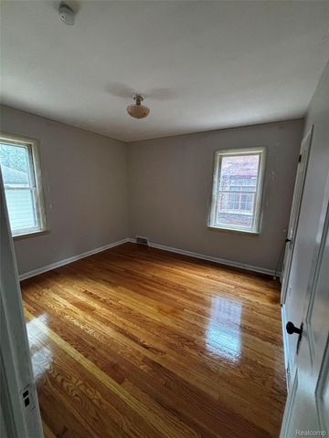 16520 Baylis Street, Detroit, MI 48221