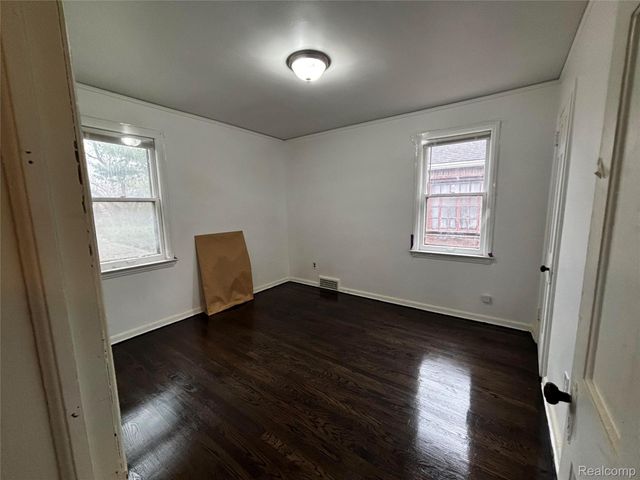 16520 Baylis Street, Detroit, MI 48221