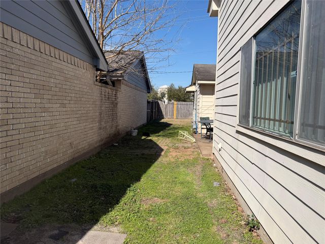 1438 Hunters Park Drive, Missouri City, TX 77489