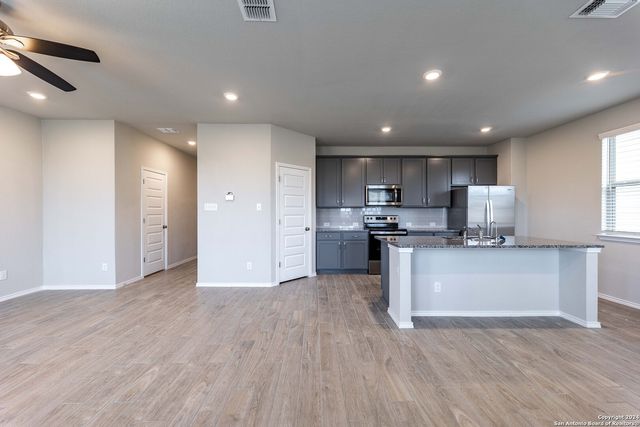 4319 BRIGADE BEND, Converse, TX 78109