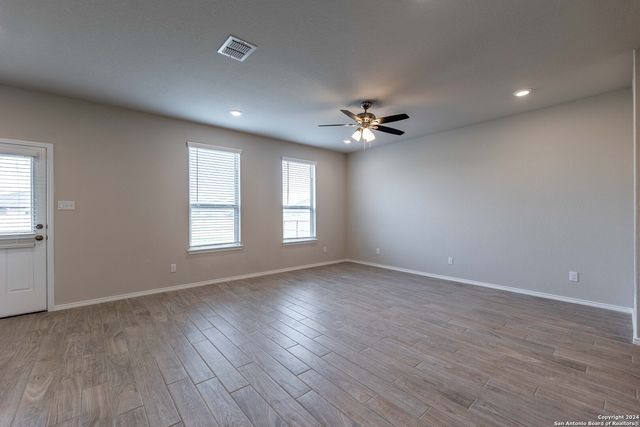 4319 BRIGADE BEND, Converse, TX 78109