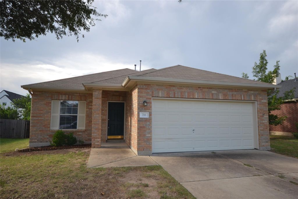 716 North Creek DR, Leander, TX 78641