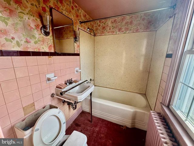 1241 STEAMBOAT RD, Shady Side, MD 20764