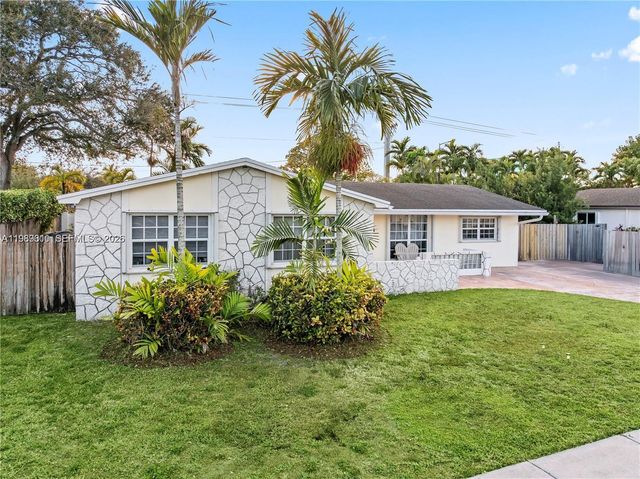 10330 SW 103rd Ct, Miami, FL 33176