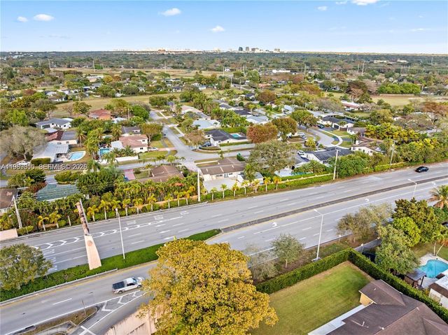 10330 SW 103rd Ct, Miami, FL 33176