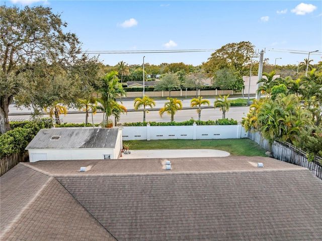 10330 SW 103rd Ct, Miami, FL 33176