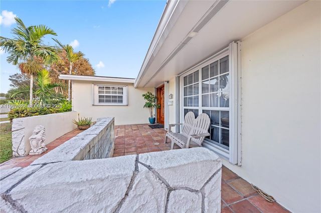 10330 SW 103rd Ct, Miami, FL 33176