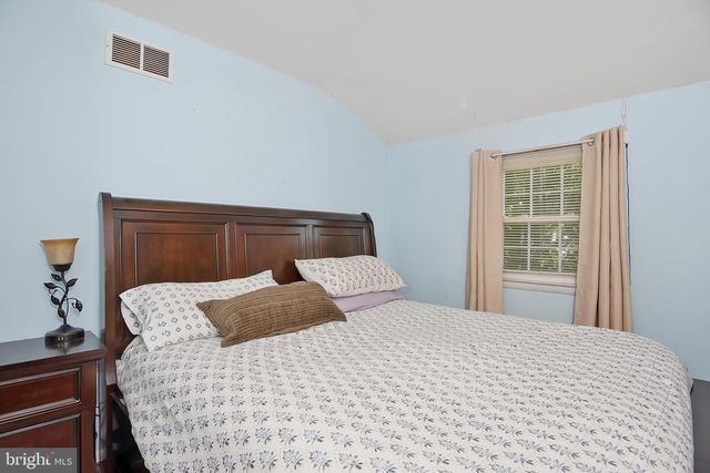 413 BLACKSTONE RD, Newark, DE 19713