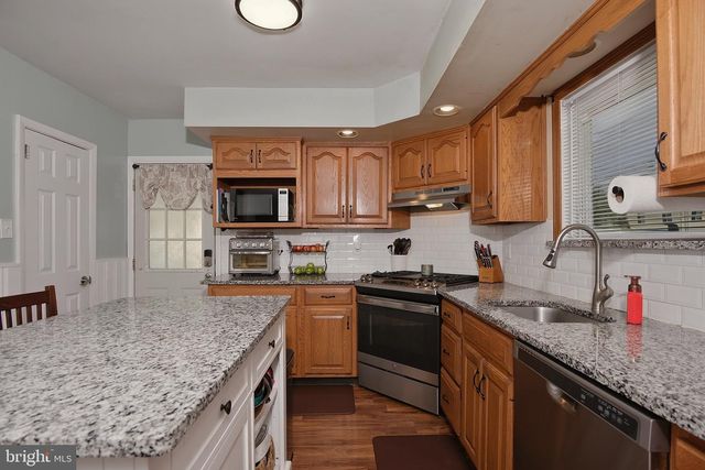 413 BLACKSTONE RD, Newark, DE 19713