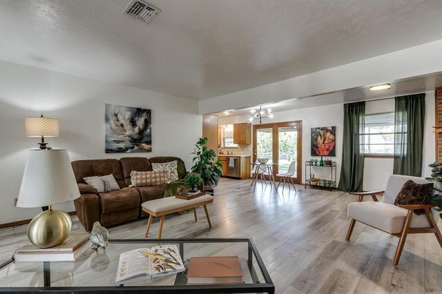 1109 W Peebly Drive, Oklahoma City, OK 73110