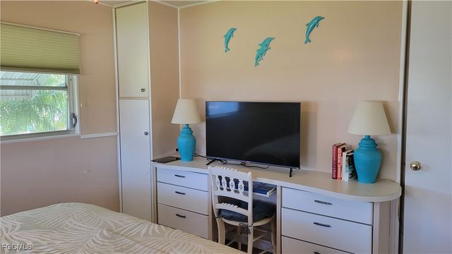 20 Channel LN, Fort Myers, FL 33905