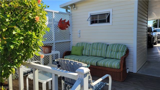 20 Channel LN, Fort Myers, FL 33905