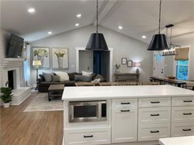 920 Jones Road, Roswell, GA 30075