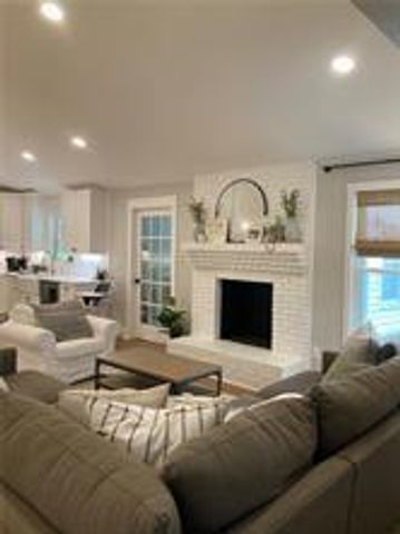 920 Jones Road, Roswell, GA 30075