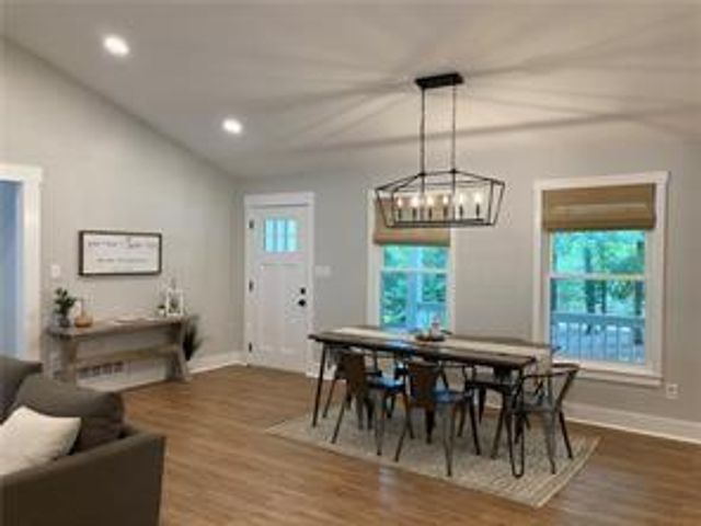 920 Jones Road, Roswell, GA 30075