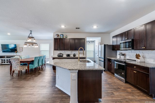 816 Indigo, Seguin, TX 78155