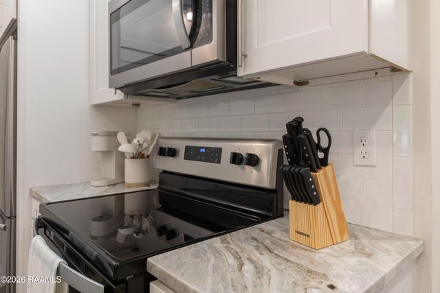 112 Oak Plains Alley, Lafayette, LA 70508