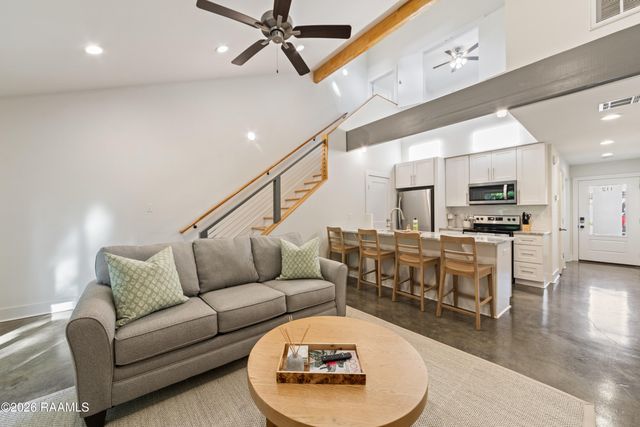 112 Oak Plains Alley, Lafayette, LA 70508