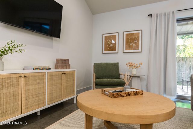 112 Oak Plains Alley, Lafayette, LA 70508