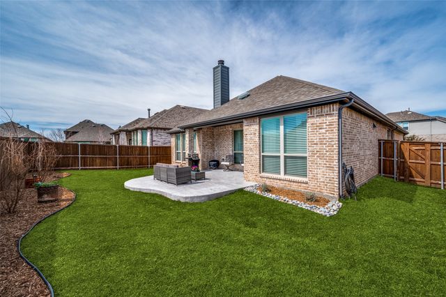 3004 Comal Drive, Little Elm, TX 75068