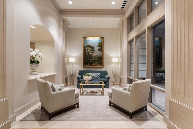 1000 Uptown Park Boulevard 101, Houston, TX 77056