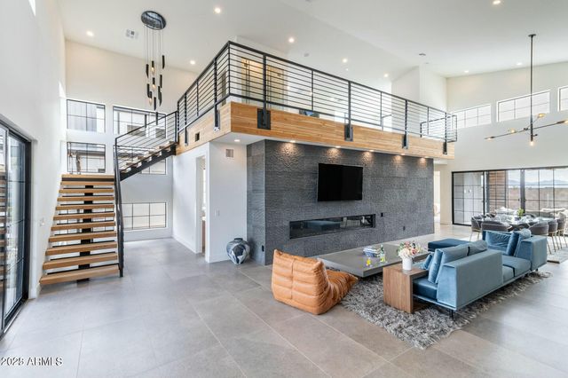8510 S 9TH Drive 20, Phoenix, AZ 85041