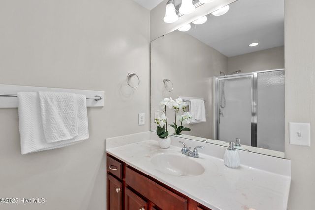621 Cheltenham Drive, Greenville, NC 27834