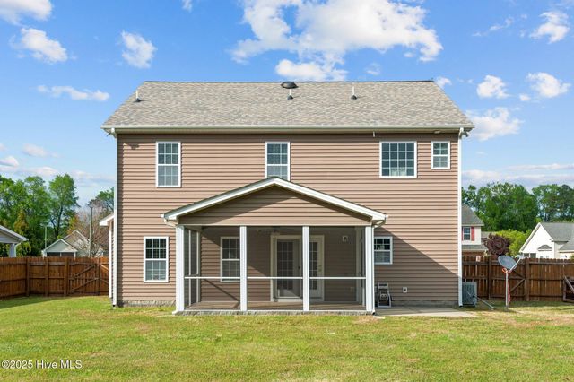 621 Cheltenham Drive, Greenville, NC 27834
