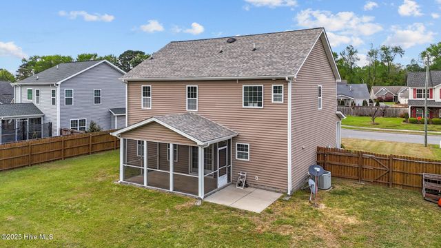 621 Cheltenham Drive, Greenville, NC 27834