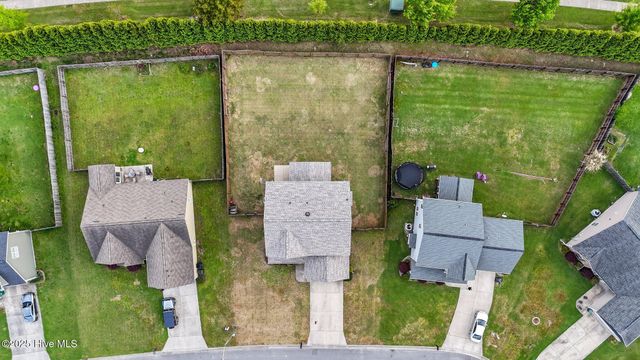 621 Cheltenham Drive, Greenville, NC 27834