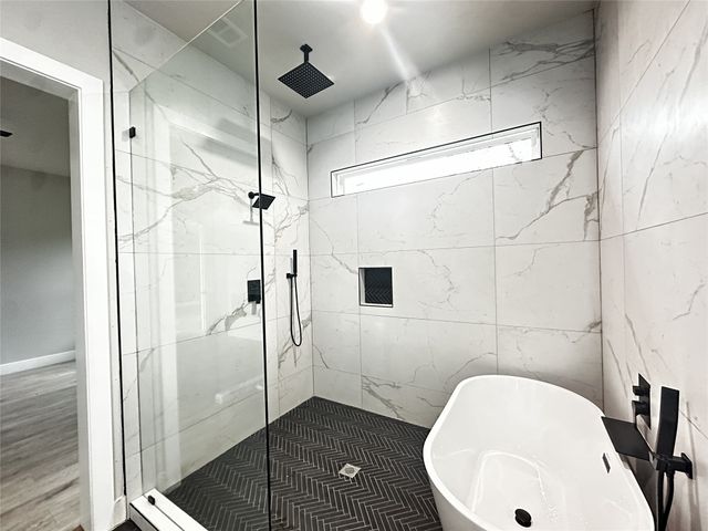 2770 Moffatt Avenue, Dallas, TX 75216