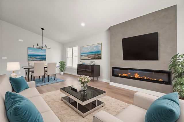 2770 Moffatt Avenue, Dallas, TX 75216