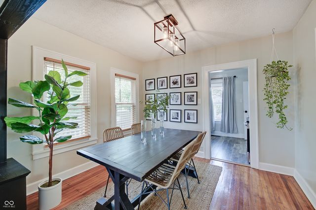 238 N 17th Avenue, Beech Grove, IN 46107