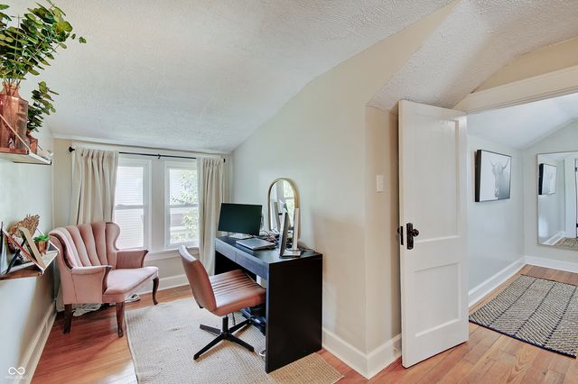 238 N 17th Avenue, Beech Grove, IN 46107